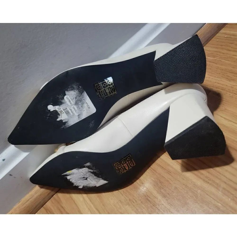 Jeffery Campbell Happy Hour Ivory/Gold  Pointed Toe Pump 6.5 - Picture 6 of 7